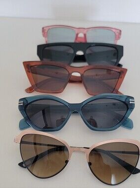 5 Pairs of Sunglasses 😎